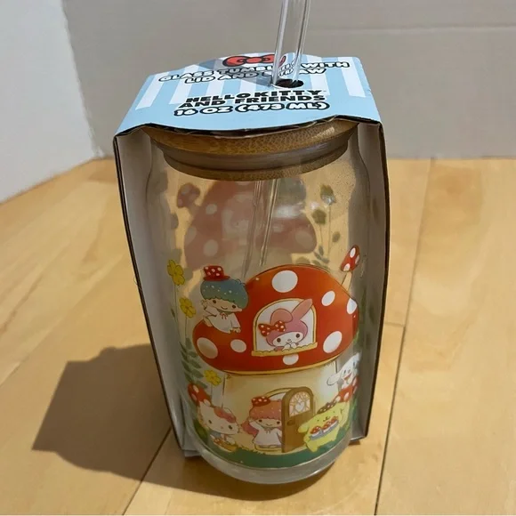New Sanrio and friends mushroom house tumbler - Picture 4 of 6